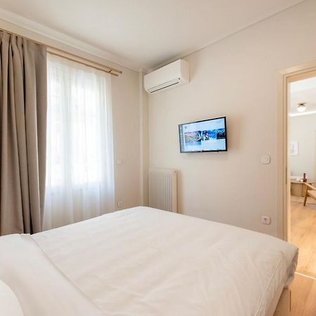 White Lotus By Halu! Apartments Tesalonika Bagian luar foto