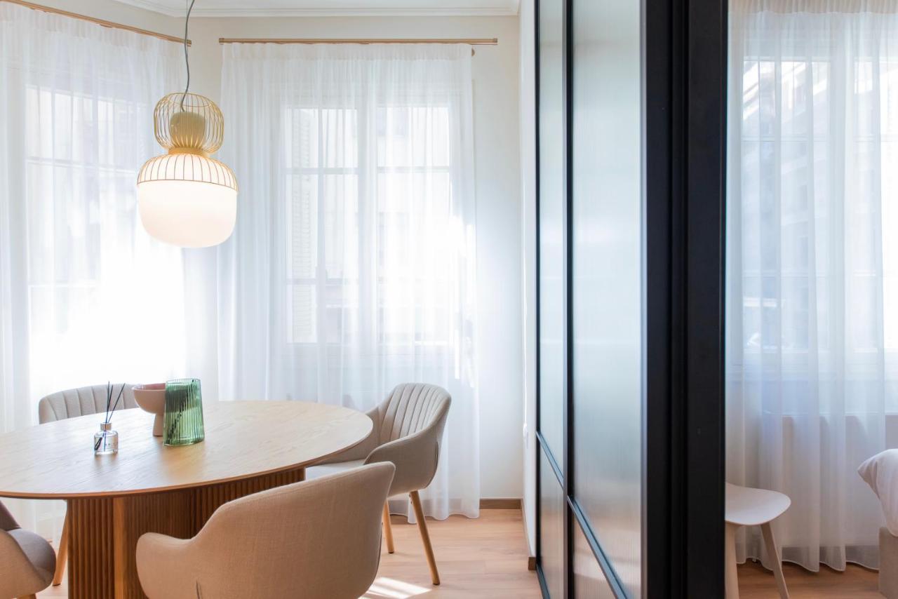 White Lotus By Halu! Apartments Tesalonika Bagian luar foto