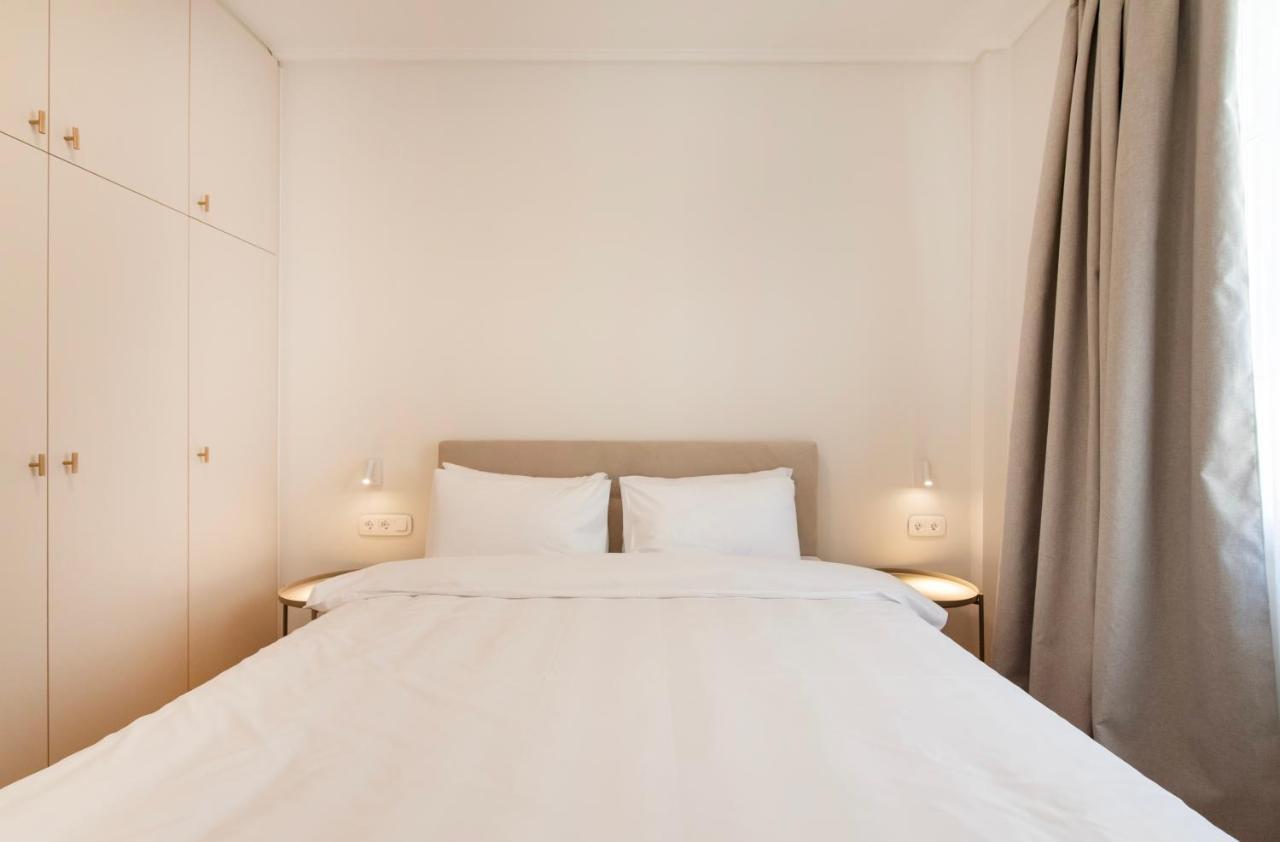White Lotus By Halu! Apartments Tesalonika Bagian luar foto