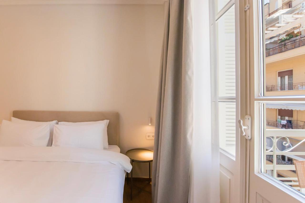 White Lotus By Halu! Apartments Tesalonika Bagian luar foto