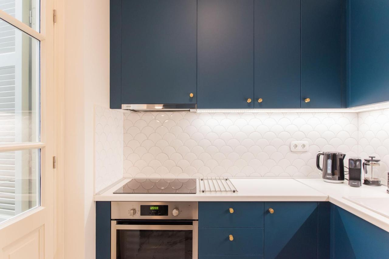 White Lotus By Halu! Apartments Tesalonika Bagian luar foto
