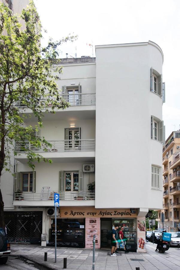 White Lotus By Halu! Apartments Tesalonika Bagian luar foto