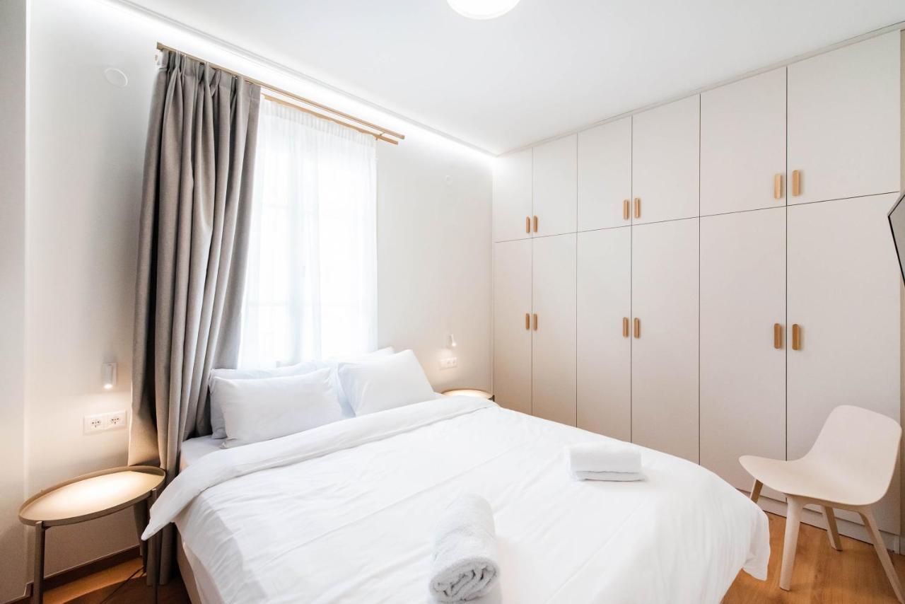 White Lotus By Halu! Apartments Tesalonika Bagian luar foto