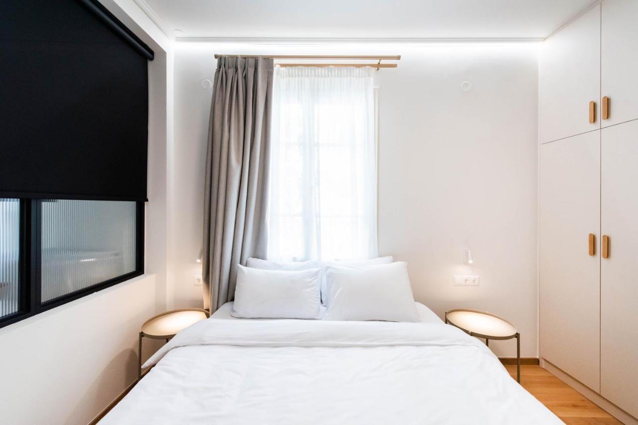 White Lotus By Halu! Apartments Tesalonika Bagian luar foto